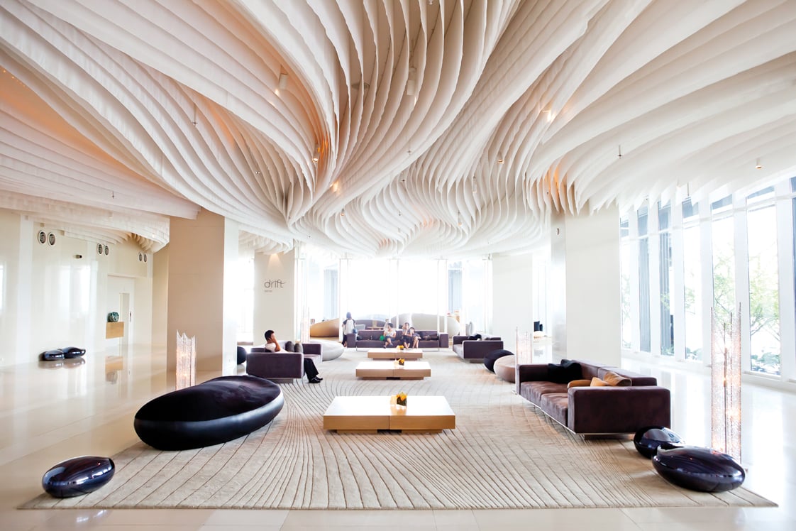 Innovative design hotel lobby bars for Ideal hotel design