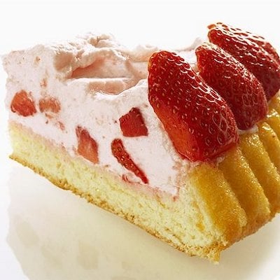 Strawberry brunch cake