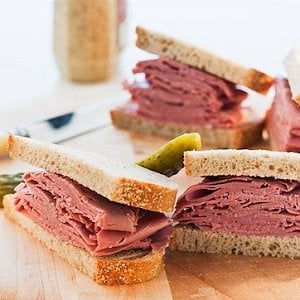 Slow-cooked corned beef