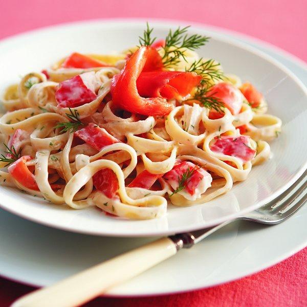 Creamy smoked salmon with fettuccine