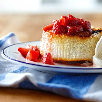 Grilled strawberry shortcake