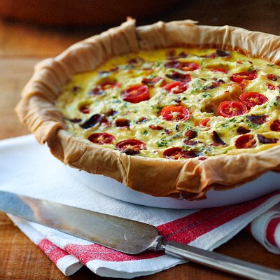 Bacon-and-egg pie