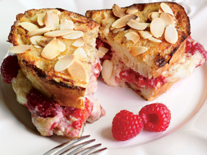 French-toast sandwich with raspberry cream