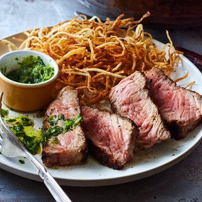 Barbecued steak with Argentinean sauce. Photo, Yvonne Duivenvoorden.
