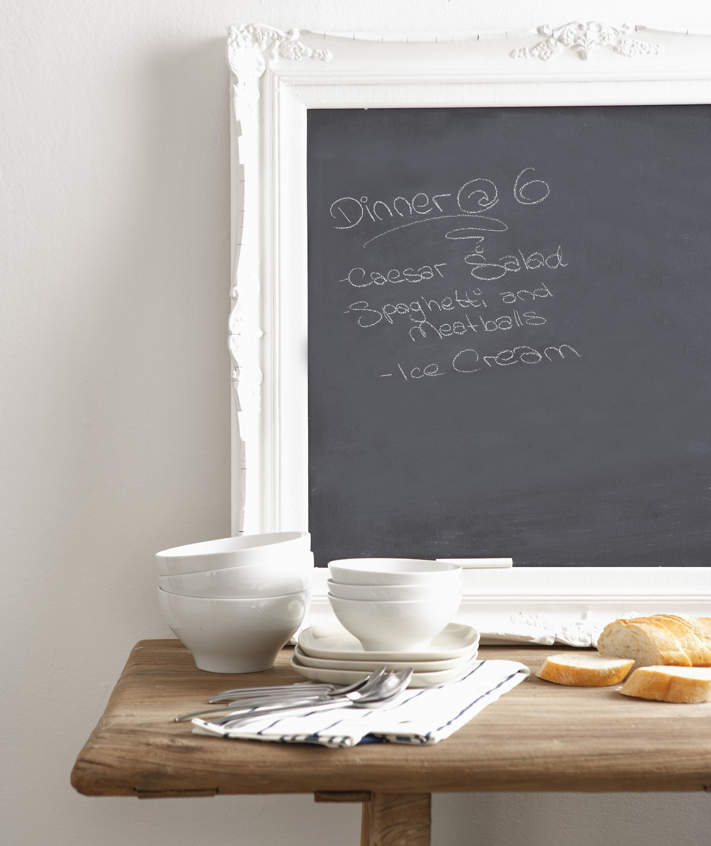 Create a vintage chalkboard in 3 easy steps