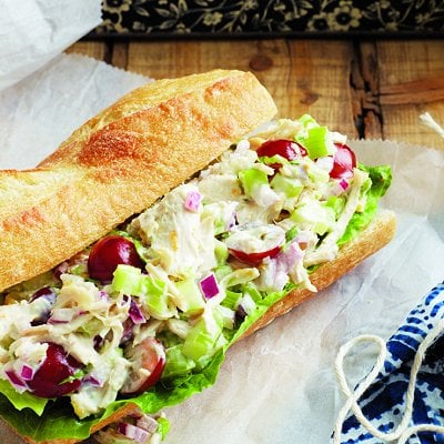 Tarragon-chicken sandwiches with red grapes