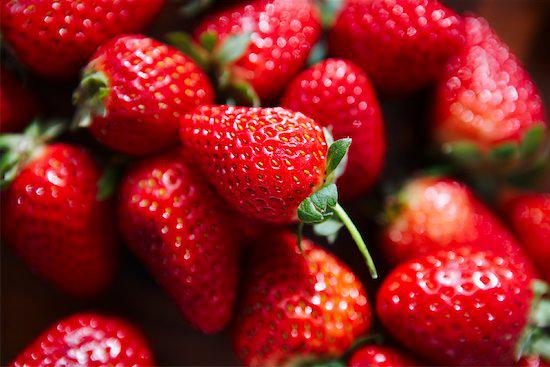Farmers' market produce: Strawberries