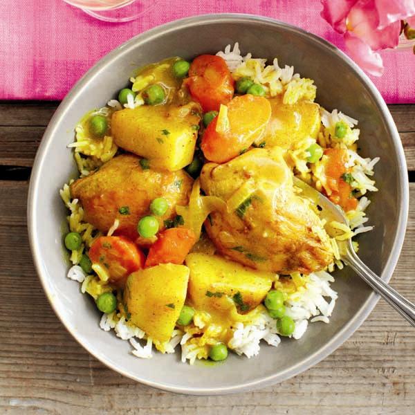 chicken curry recipe served over rice