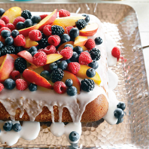 Vanilla-cake-with-summer-fruit-1-l