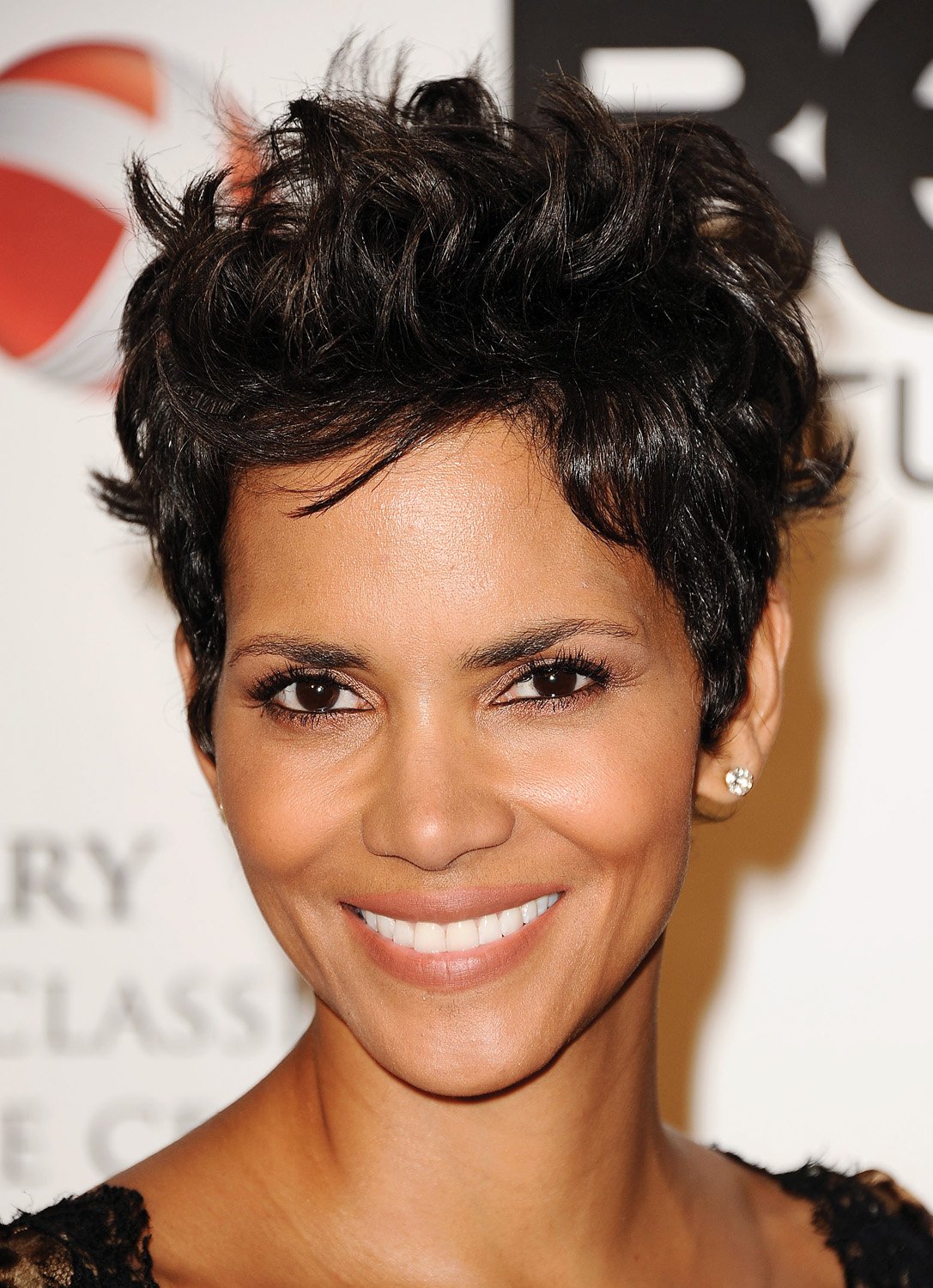 Halle Berry dishes on beauty, aging and the red carpet