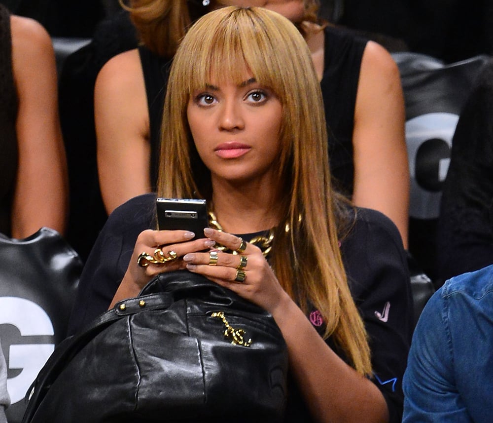 Beyonce Attends The New York Knicks Vs Brooklyn Nets Game