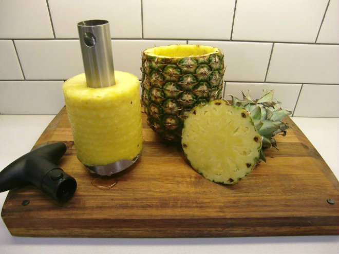 Cored pineapple