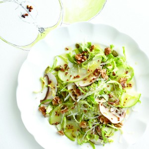 Apple and walnut super-crunch salad Photo, Roberto Caruso.
