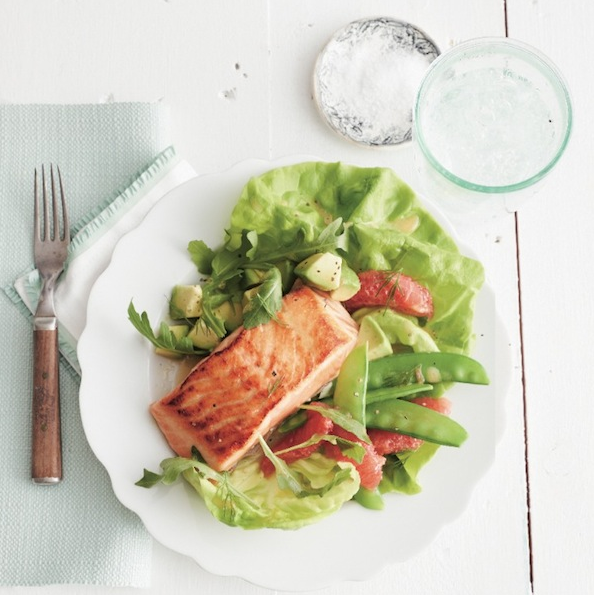 Seared-salmon salad with ruby grapefruit and snow peas