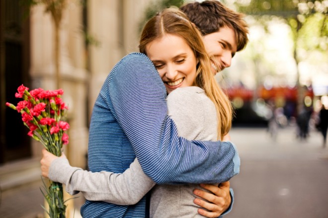 How to romantically hug a girl