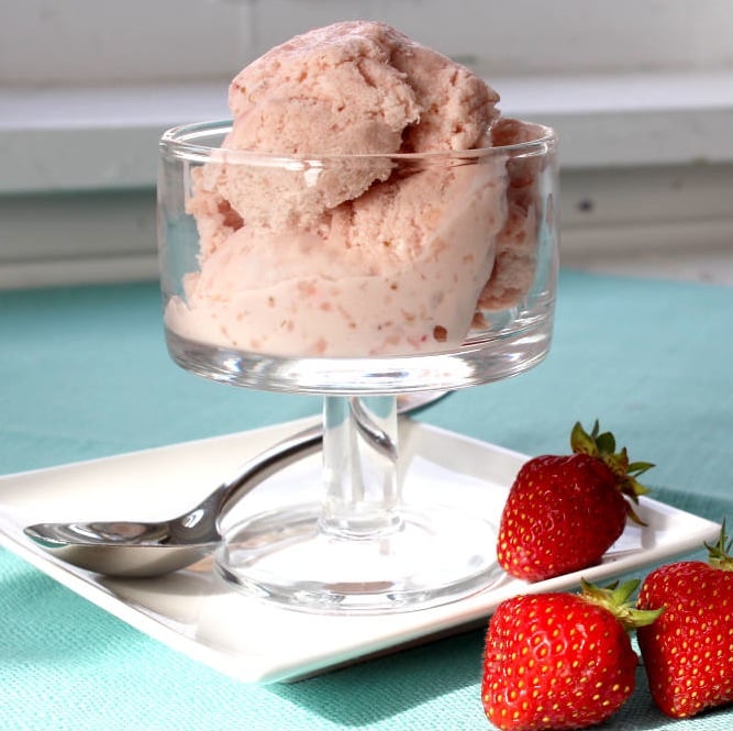 How to make homemade strawberry ice cream - Chatelaine.