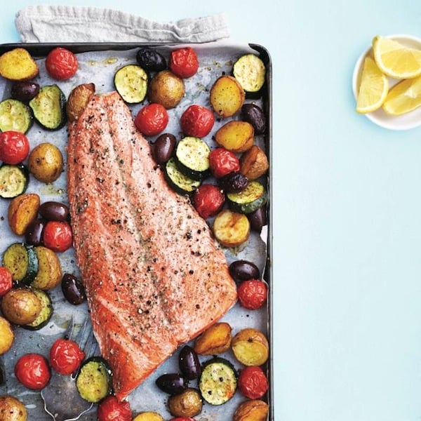 <strong>Provencal pan salmon with roasted vegetables (1 pint)</strong>