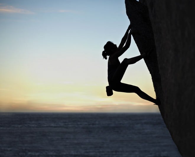 rock-climbing-woman
