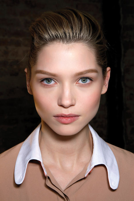 This fall's fresh and neutral makeup trend 