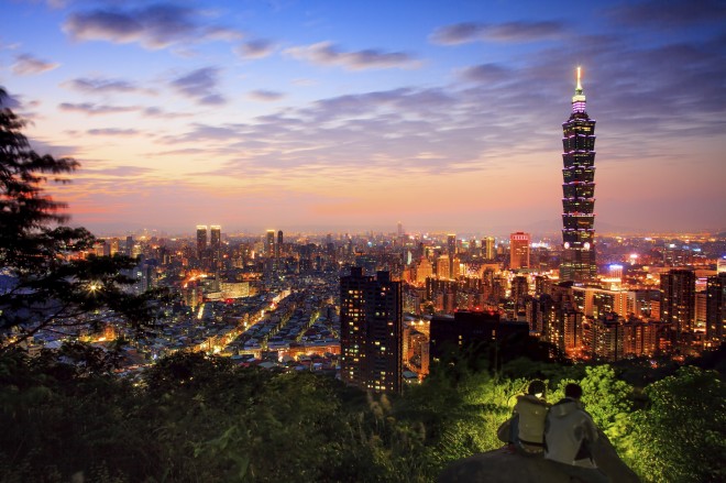 Taipei, capital of Taiwan at dusk.