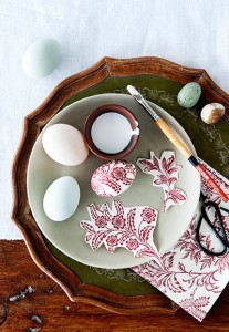 Paper Napkin Eggs DIY. Photo, Sian Richards