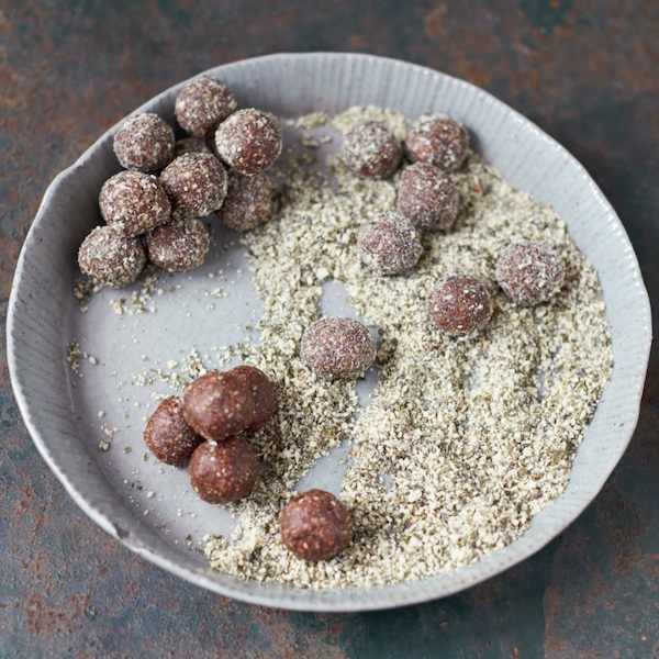 Jamie Oliver's Date, cocoa and pumpkin seed energy balls