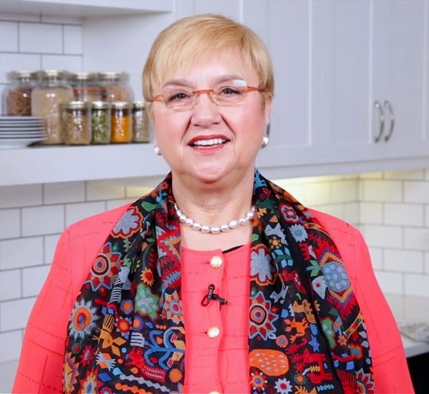 Lidia Bastianich takes our All-Star Chef Egg Timer Quiz