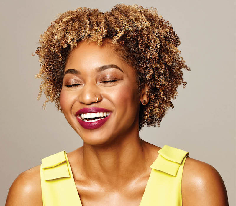 How to style naturally curly hair, plus 4 heat-free tricks