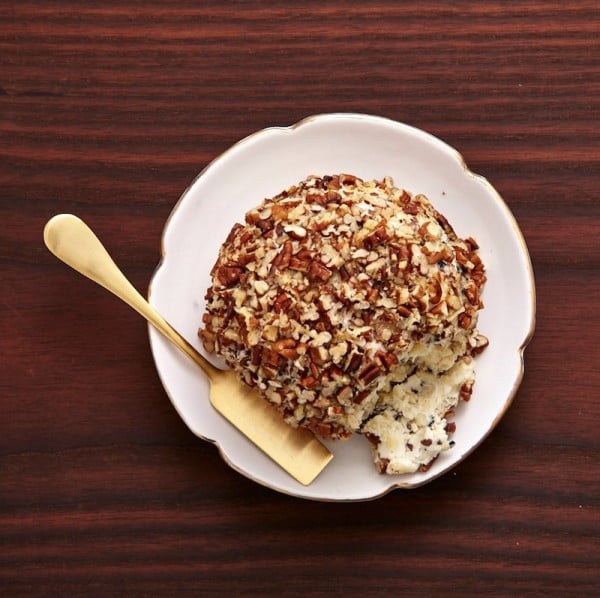 French onion and gruyere cheese ball