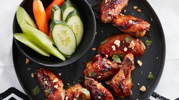 Super Bowl Party Recipes: honey garlic chicken wings