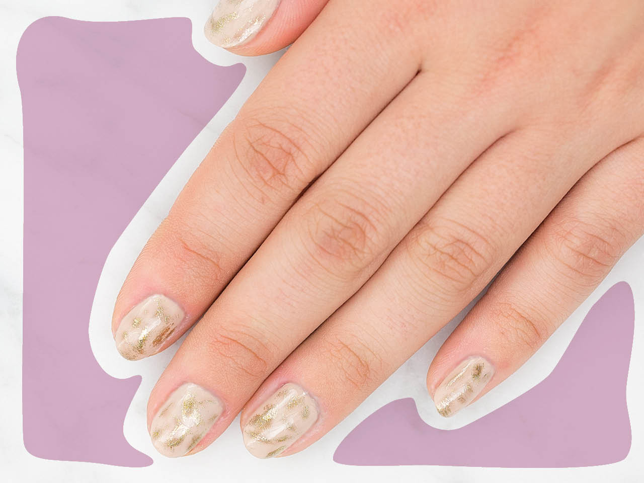 How to do an easy gold leaf manicure