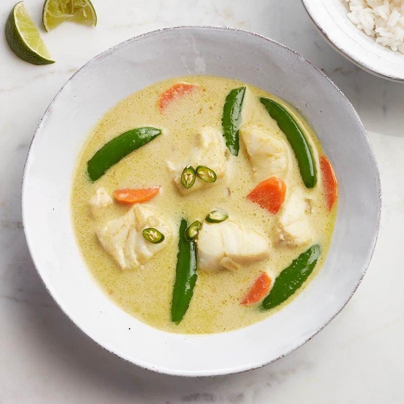 Coconut green fish curry