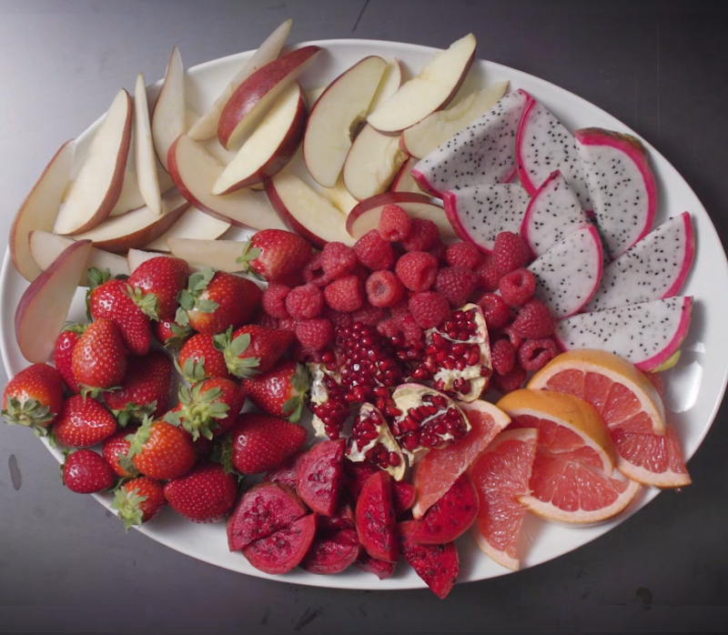 Three ways to put together a gorgeous fruit plate - Chatelaine