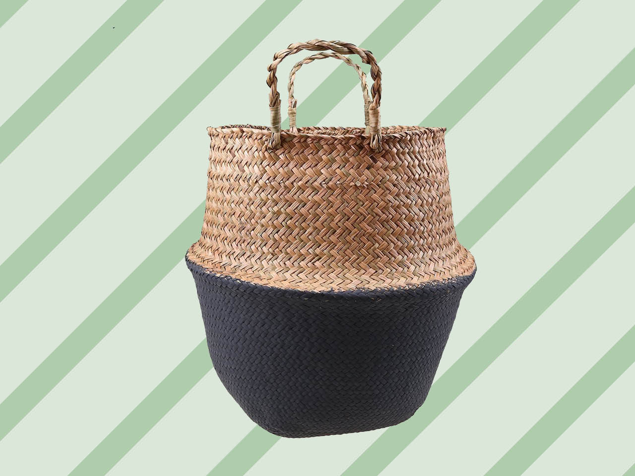 cosy home decor feature image is a seagrass woven basket