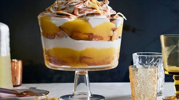 Lemon meringue trifle recipe