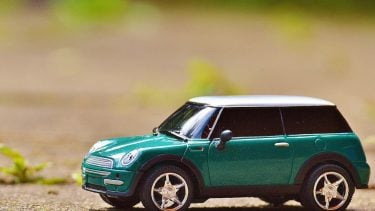 sell a used vehicle-macro mini cooper