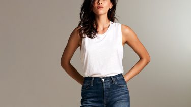 Aritzia's The Arlo Straight Leg Jean in a medium wash. Wide legged cropped denim is the jean style to try this fall