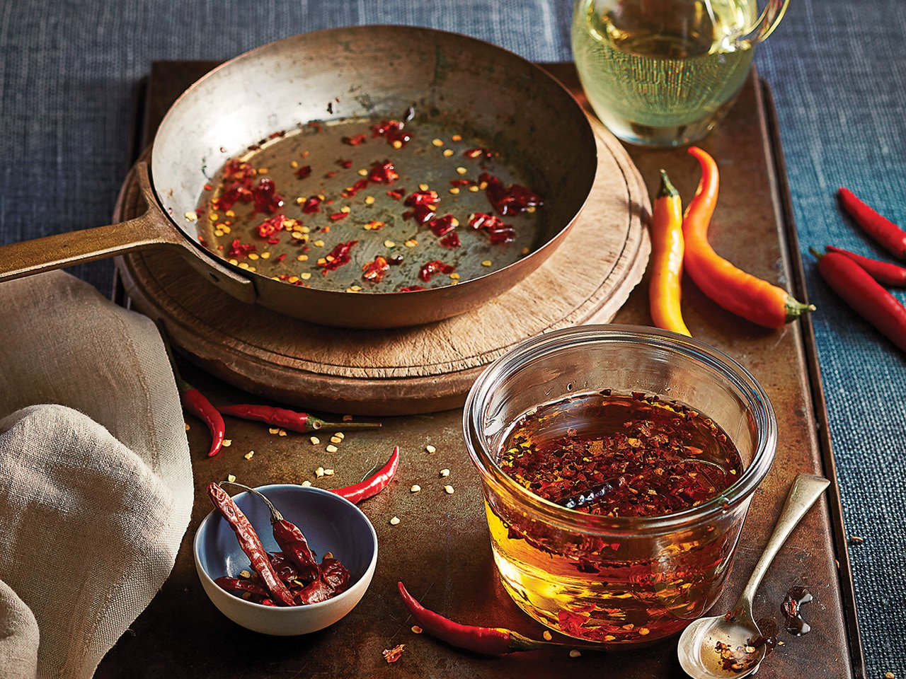How To Make Homemade Chili Oil In 16 Minutes  Chatelaine