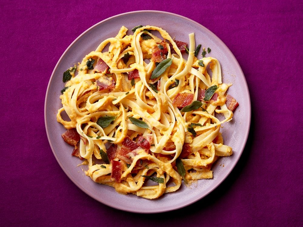 Creamy butternut squash pasta with bacon