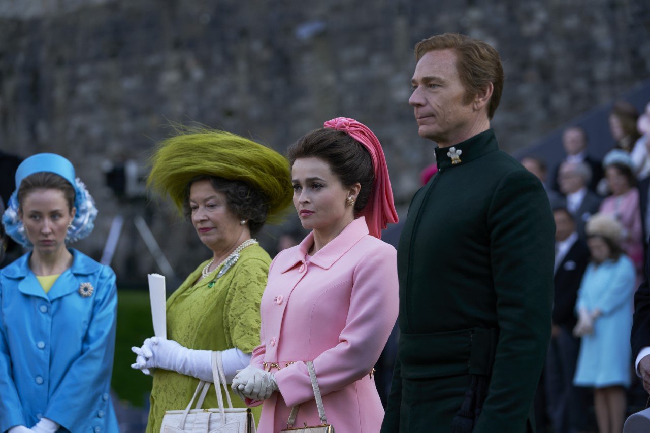 Royal wave-The Crown-Helena Bonham Carter playing Princess Margaret in the third season