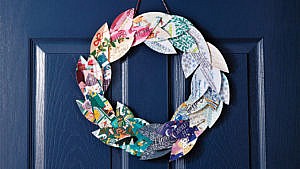 How To Make A DIY Paper Wreath From Old Holiday Cards