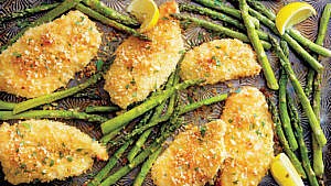 Chicken cutlets and lemon roasted asparagus