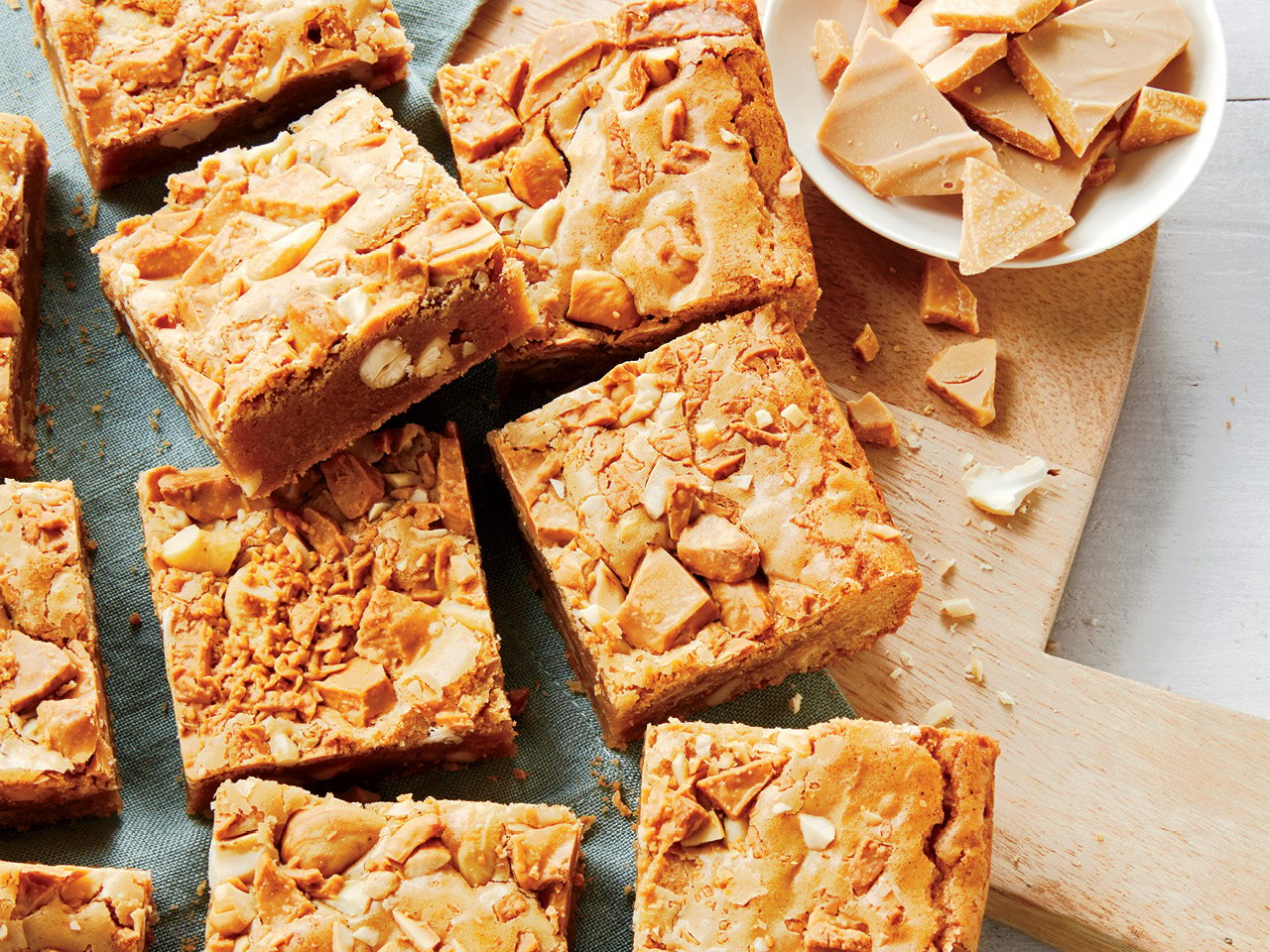 Roasted White Chocolate and Brown Butter Blondies