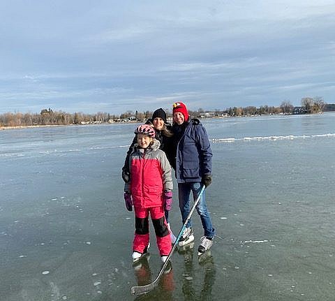 Mary-Alice Vuicic and family ice skating